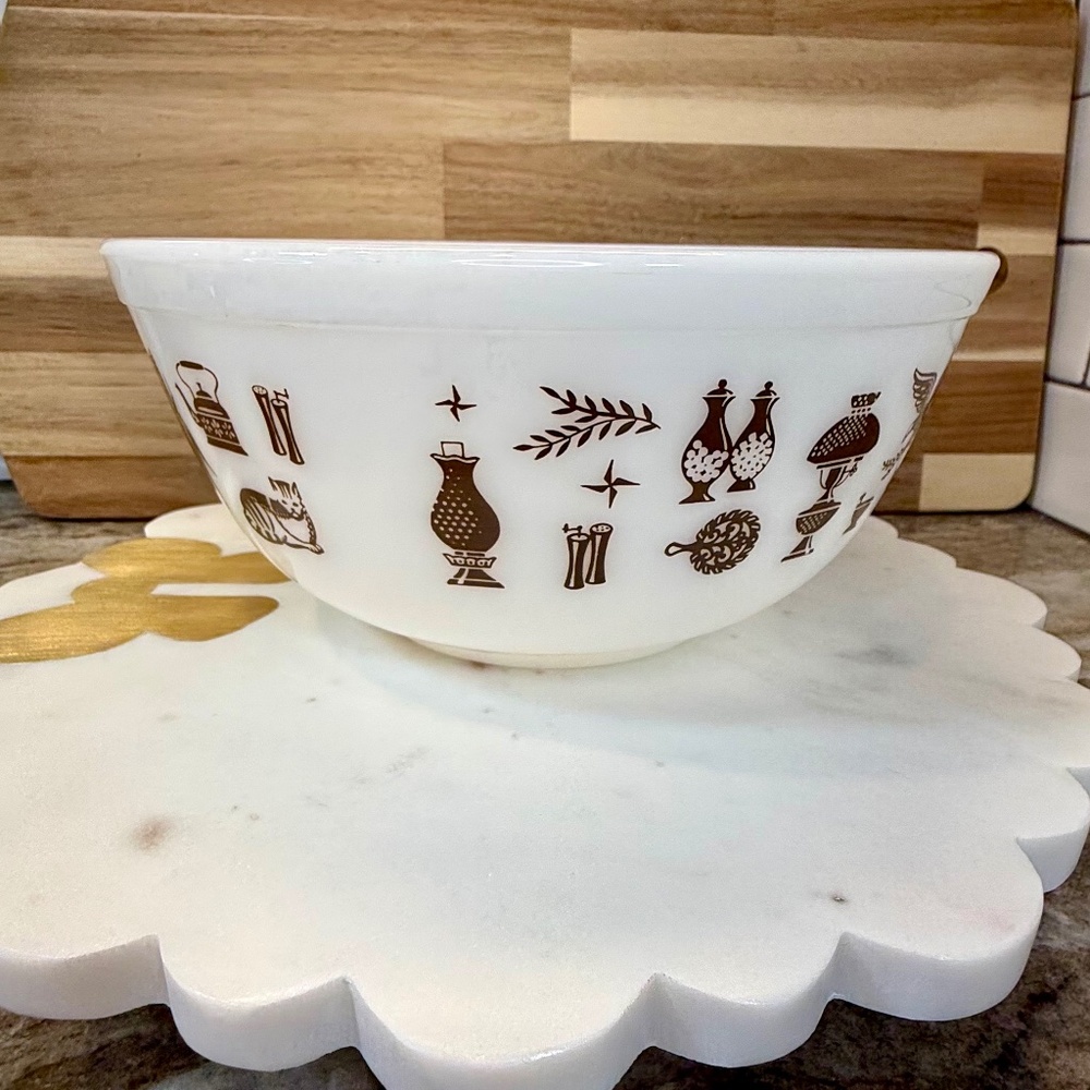 Vintage Pyrex Early American Mixing Bowl Brown on White #403 2.5 Qt - Excellent - Picture 4 of 9